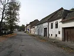 Straat in het dorp (2010)