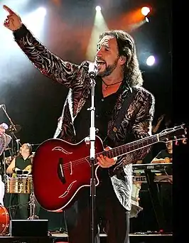 Marco Antonio Solís in 2006