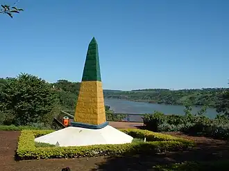 De Braziliaanse groen-gele obelisk
