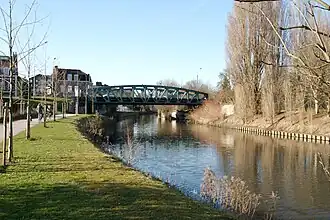 De gekanaliseerde rivier bij Marcq-en-Baroeul
