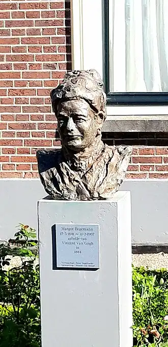 Buste van Margot Begemann in Nuenen