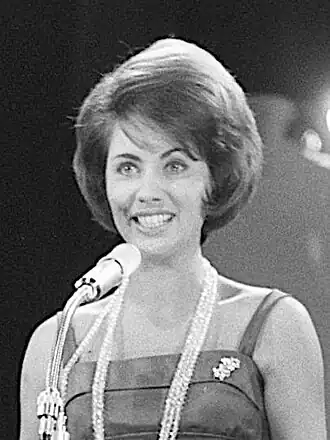 Margot Eskens tijdens het Grand Gala du Disque in Kurhaus (1961)