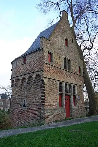 Van de voorzijde bezien.