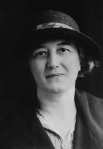 Marie Bes, c. 1925