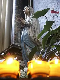 Mariabeeld in de Sint-Quintinus kathedraal