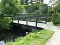 Brug over de verbinding tussen de binnen en buitengracht