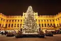 Kerstmarkt en kerstboom bij Schloß Schönbrunn