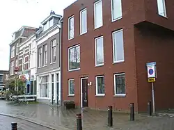 Marmerplein hoek Kleinesingel waar vroeger een poort was, aan het einde rechts de Kapelstraat
