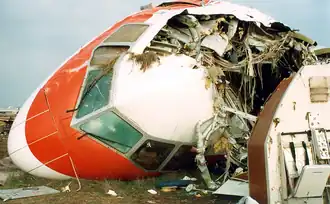 Wrakstukken van het betrokken vliegtuig