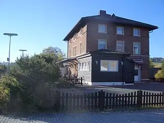 Voormalig stationsgebouw