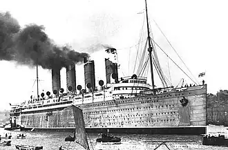 De RMS Mauretania in de haven van Liverpool