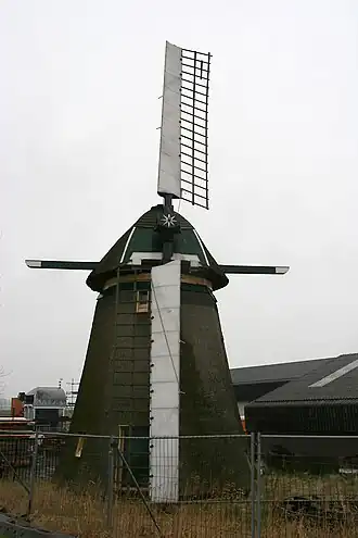 De Meerburgermolen, wachtend op betere tijden (mrt 2009)