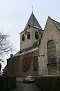 Parochiekerk Sint-Laurentius en Sint-Gorik met omringend kerkhof