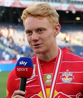 Seiwald in 2022 als speler van Red Bull Salzburg