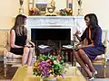 Melania Trump spreekt met Michelle Obama in het Witte Huis op 10 november 2016