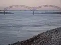 Een boogbrug over de Mississippi (VS)