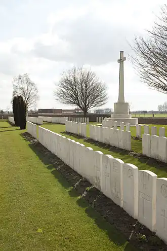 Graven en Cross of Sacrifice