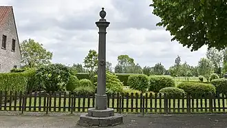 De schandpaal, opgericht door Monseigneur van Eersel