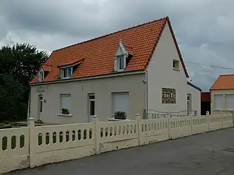 Gemeentehuis en school