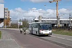 Connexxion Tours ex-2279 te Zaandam Station als treinvervangend vervoer.