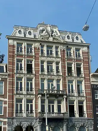 Gebouw Mercurius aan de Prins Hendrikkade.