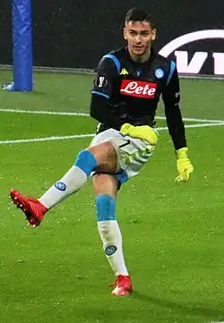 Meret spelend voor Napoli
