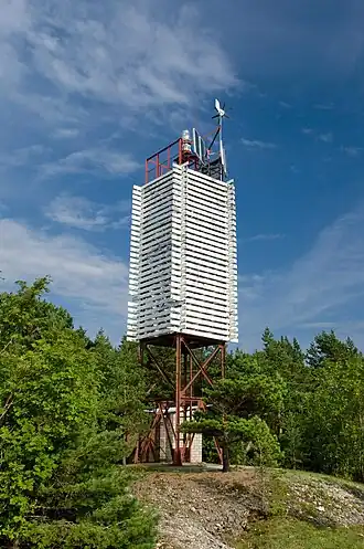Lichtbaken aan de kust bij Merise