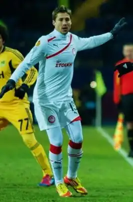 Fuster in 2012 als speler van Olympiakos