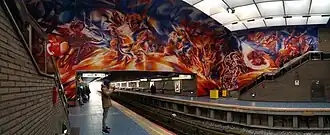 De muurschildering Notre Temps in het station Hankar