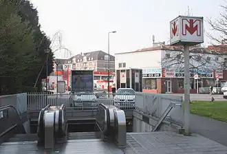 Ingang metrostation Port de Lille