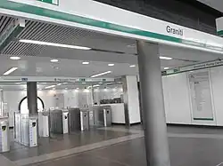 De uitgang aan het zuidelijke perron