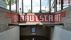 Belettering van Knip bij in/uitgang Platanenweg Oost (mei 2019)