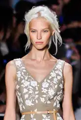 Sasha Luss tijdens Michael Kors Spring-Summer 2014