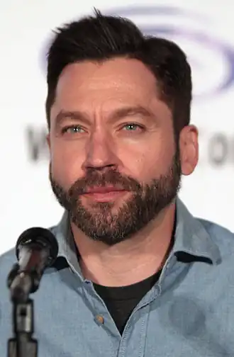 Michael Weston (2016)
