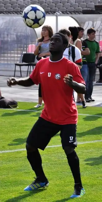 Babatunde in 2011 als speler van Kryvbas Kryvy Rih
