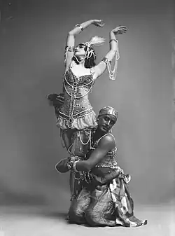 Vera Fokina en Michel Fokine als Zobeïde en de Gouden Slaaf (Ballets Russes, 1910)