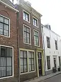 Huis met rechte gevel, in lijst gedateerd 1776