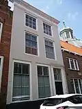 Huis met rechte gevel
