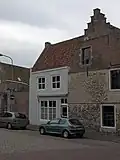 Huis met rechte gevel