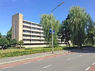 Middenbouw appartementencomplex