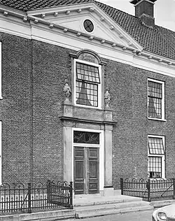 Middenpartij voorgevel