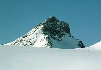 De Midtre Hellstugutinden