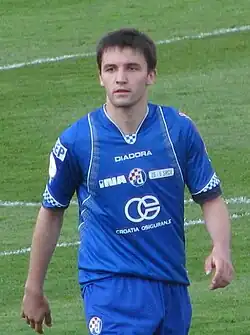 Oud-aanvoerder Milan Badelj scoorde in zijn laatste wedstrijd in het Maksimirstadion een autogoal tegen NK Maribor, maar maakte in de tweede helft de winnende goal.