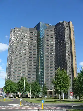 Millennium Tower Amsterdam, 2004