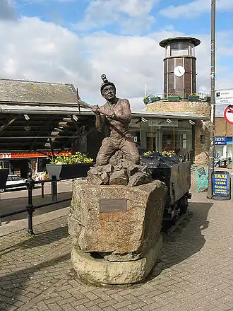 Eerbetoon aan de mijnwerkers.