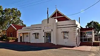 oud en nieuw gebouw Shire