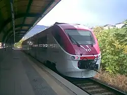 Un Minuetto (ALn 501) presso la stazione di San Bartolameo