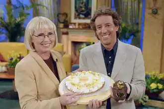 Mireille Bekooij en Hans van Willigenburg, de eerste presentatoren van Koffietijd