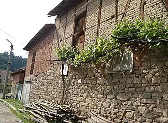 Een straat in Mirkovo