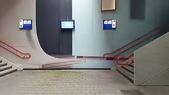 Mise-en-scène (oostwand, september 2019)